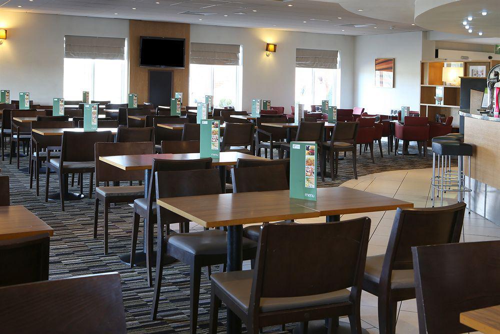 Holiday Inn Express Southampton West By Ihg Totton Exterior foto