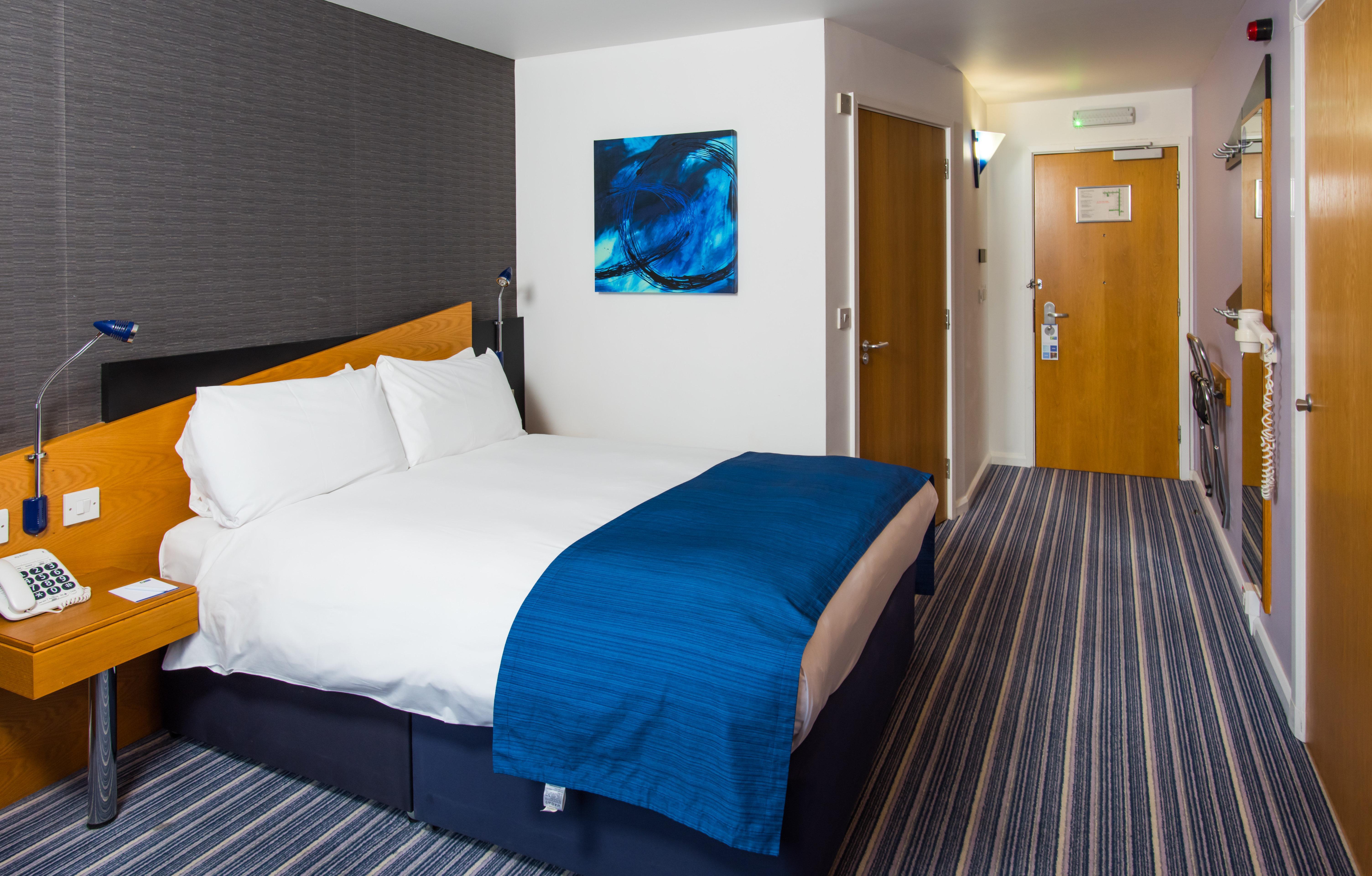 Holiday Inn Express Southampton West By Ihg Totton Exterior foto
