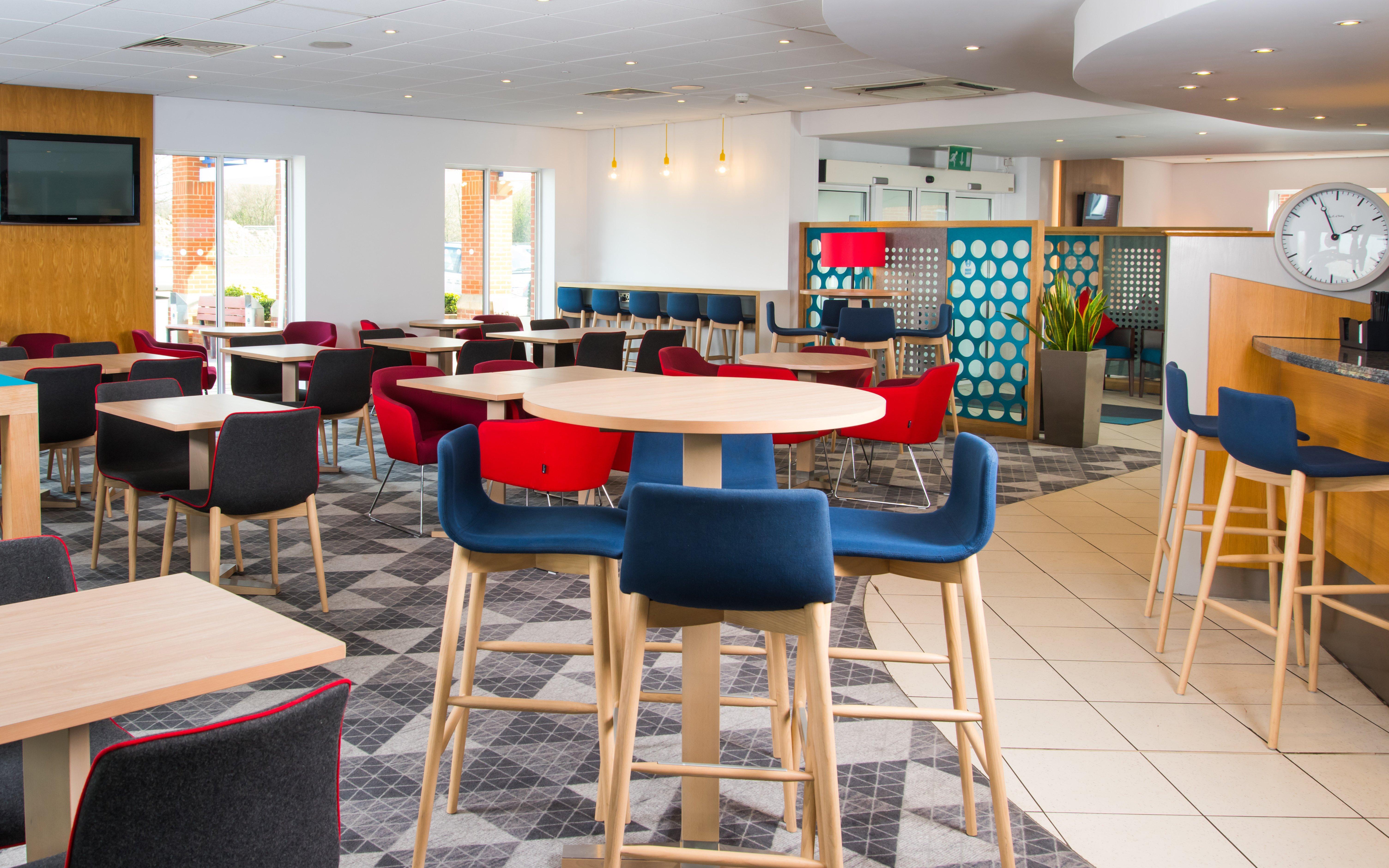 Holiday Inn Express Southampton West By Ihg Totton Exterior foto