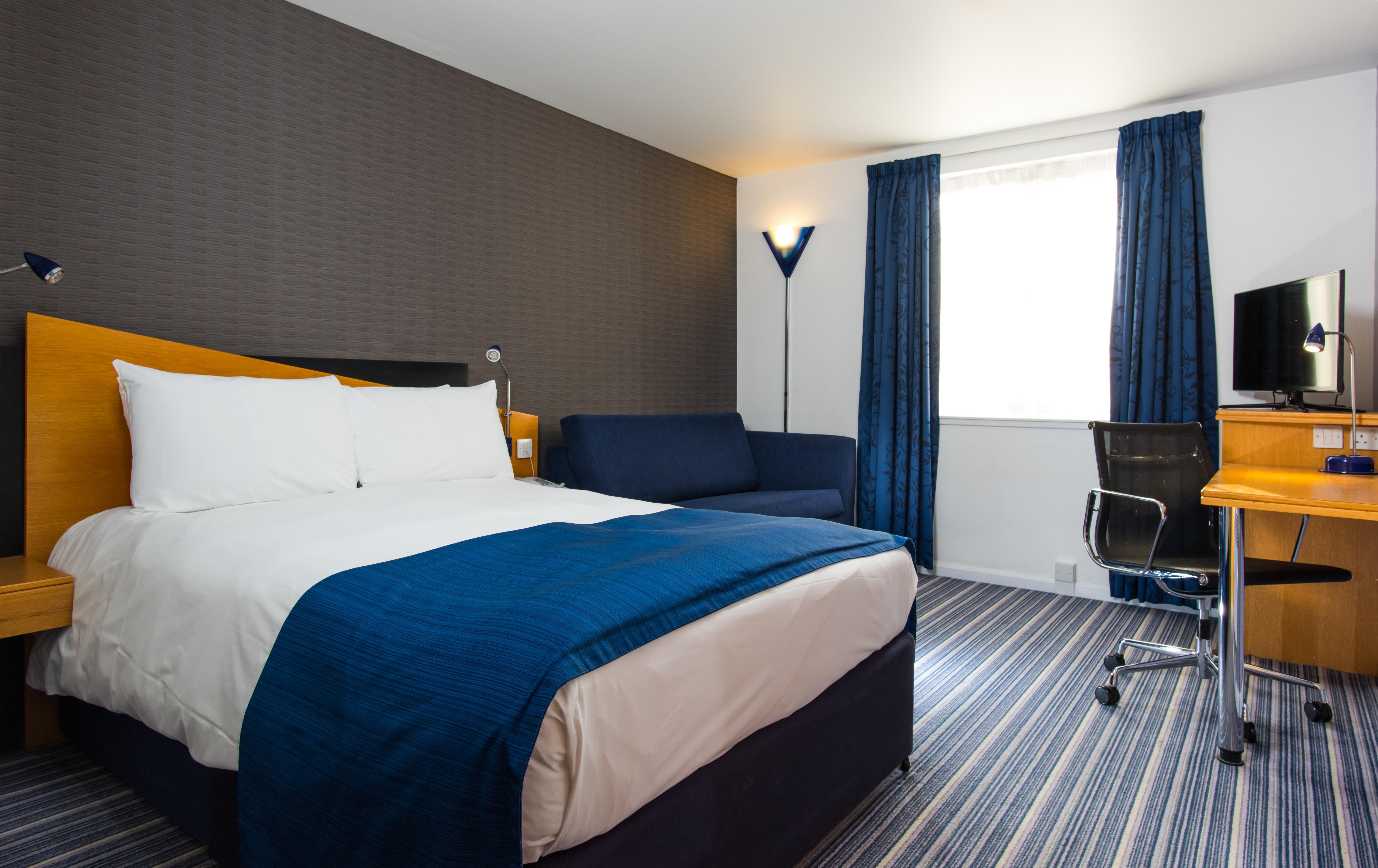 Holiday Inn Express Southampton West By Ihg Totton Exterior foto