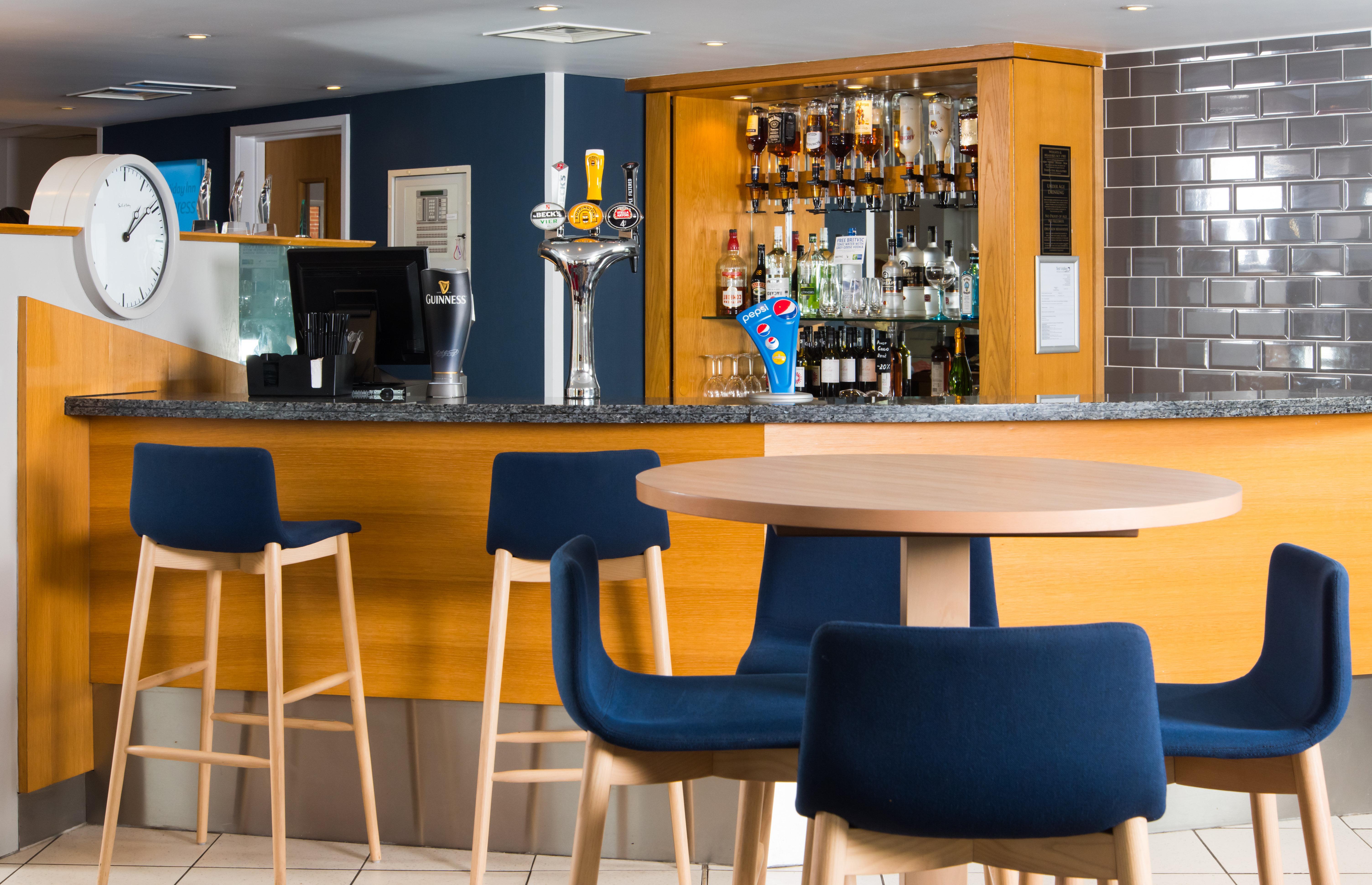 Holiday Inn Express Southampton West By Ihg Totton Exterior foto