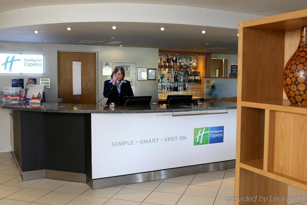 Holiday Inn Express Southampton West By Ihg Totton Exterior foto