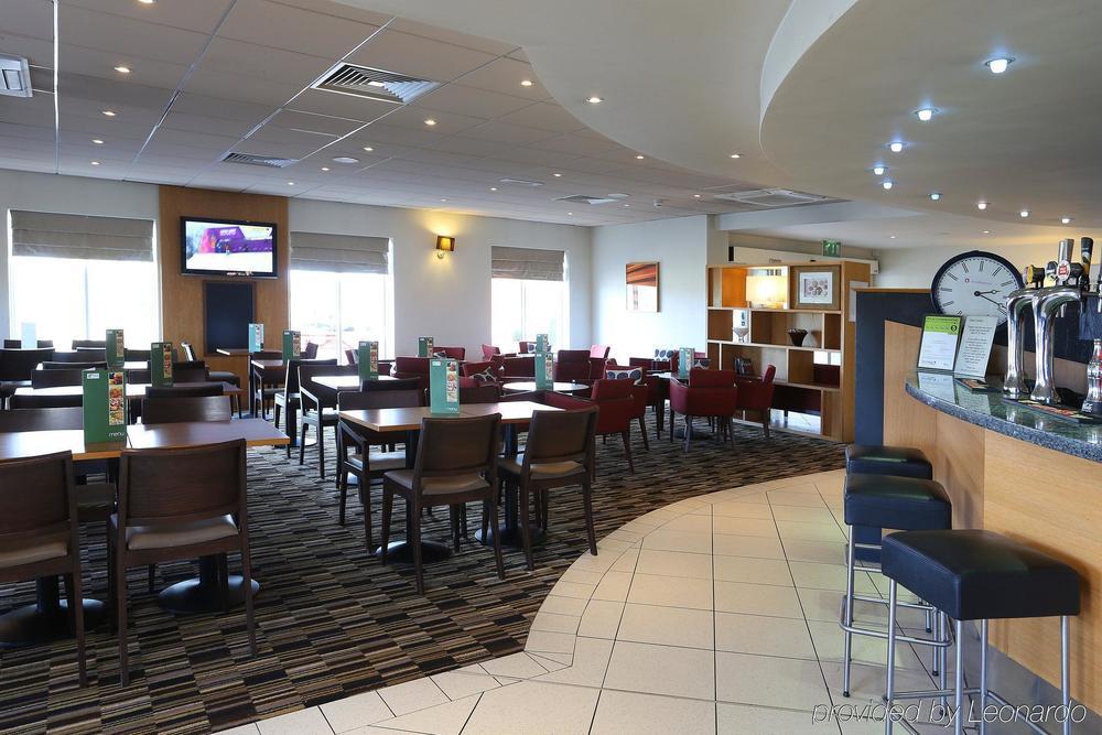 Holiday Inn Express Southampton West By Ihg Totton Exterior foto